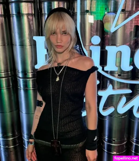 Isha Van Dijk OnlyFans Thumbnail #9vDMtCLEFM