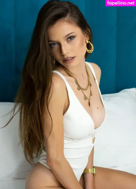 Isia Slay OnlyFans Thumbnail #jCrii0cujJ