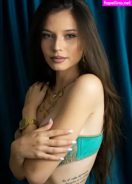 Isia Slay OnlyFans Thumbnail #tlwQhYtsQ7