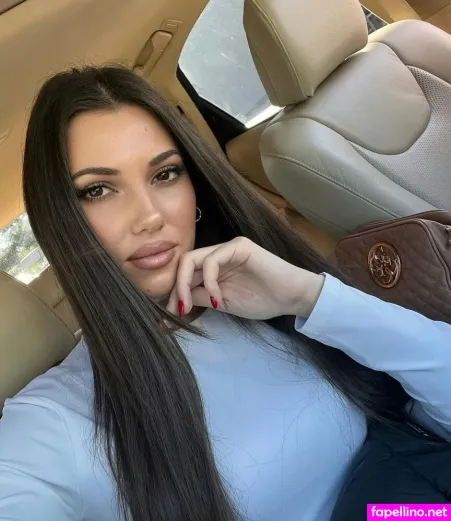 Isidora OnlyFans Thumbnail #TQS8wt1JNc