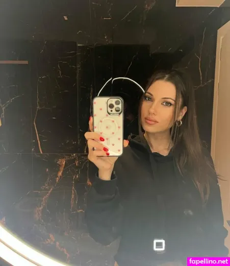 Isidora OnlyFans Thumbnail #y45nL4Nwbx