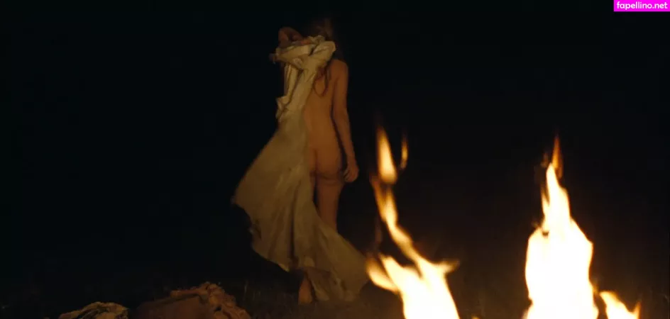 Isild Le Besco OnlyFans Thumbnail #hD3aDRfaCG