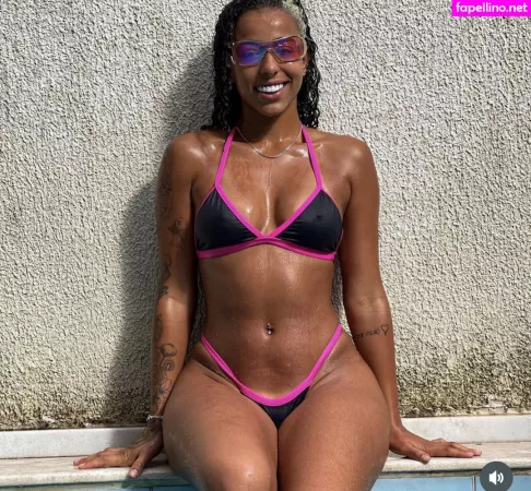 Isis Pequine OnlyFans Thumbnail #VbP094QXeH