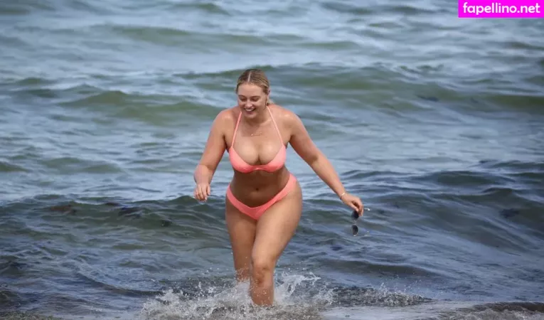 Iskra Lawrence OnlyFans Thumbnail #0CSAiEhLPT