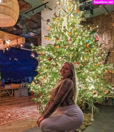 Iskra Lawrence OnlyFans Thumbnail #3CINQNIIha