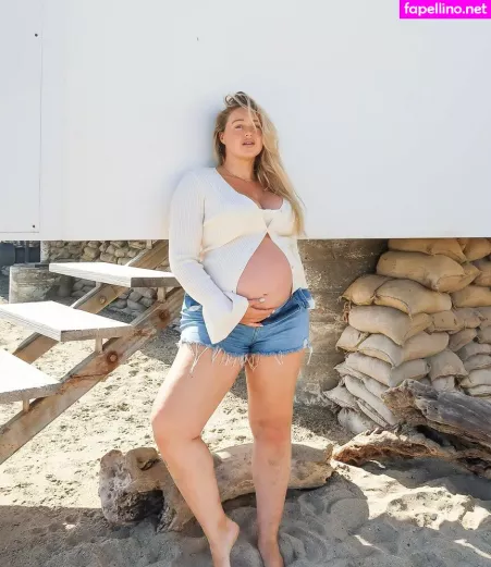 Iskra Lawrence OnlyFans Thumbnail #6aiOPkKXjE