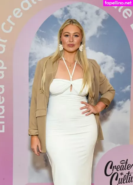 Iskra Lawrence OnlyFans Thumbnail #9SlvjzFbcO