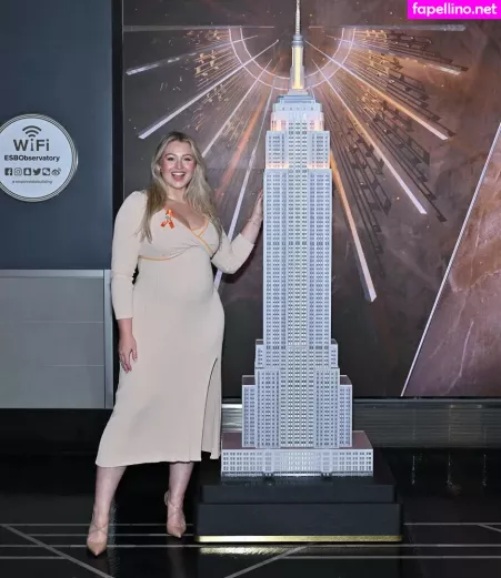 Iskra Lawrence OnlyFans Thumbnail #DBa4sLWXHe