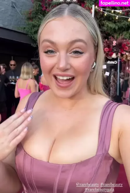 Iskra Lawrence OnlyFans Thumbnail #DN4RMWZVRv