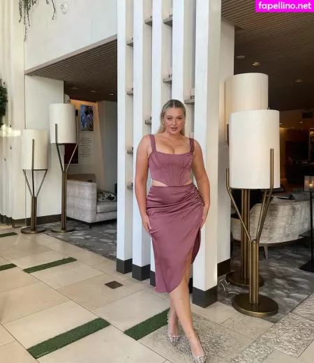 Iskra Lawrence OnlyFans Thumbnail #FeWVAPqKZA