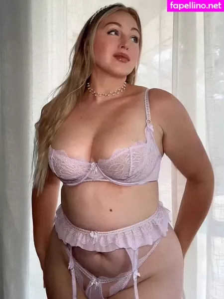 Iskra Lawrence OnlyFans Thumbnail #TSPqWDUAc5