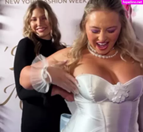 Iskra Lawrence OnlyFans Thumbnail #YmG0wkJQ4f
