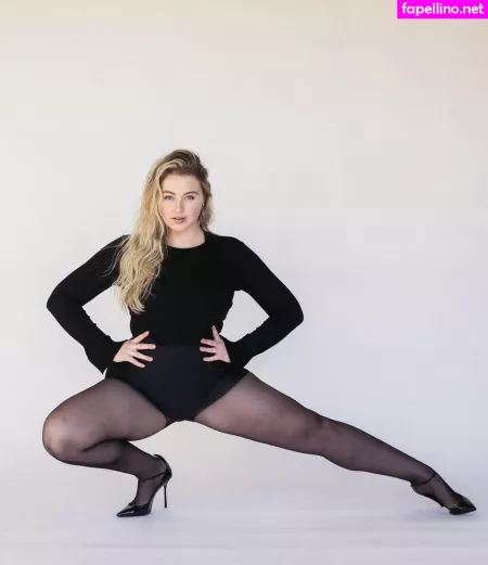 Iskra Lawrence OnlyFans Thumbnail #Z7Q8VFWcyr