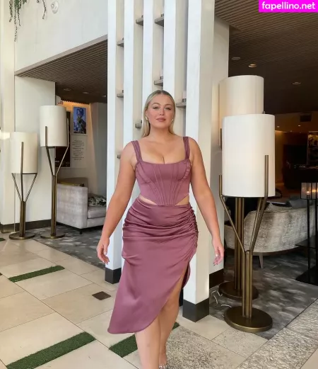 Iskra Lawrence OnlyFans Thumbnail #clLUKfrpM6