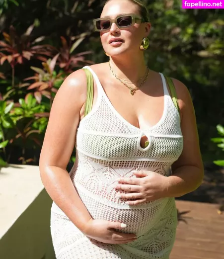 Iskra Lawrence OnlyFans Thumbnail #ht9a8icaAW