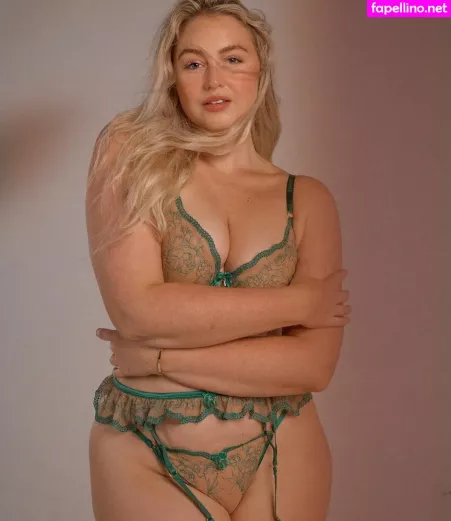 Iskra Lawrence OnlyFans Thumbnail #nFIrdiFFCv