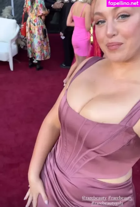 Iskra Lawrence OnlyFans Thumbnail #scMd39tP41