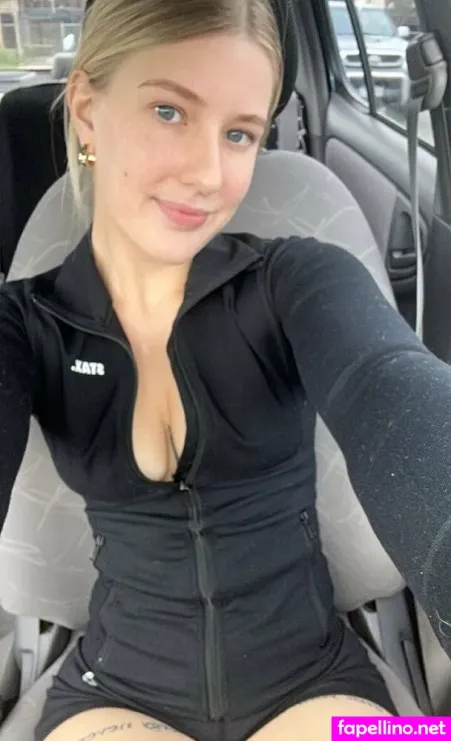 Isla Mae OnlyFans Thumbnail #EfFAfi4iKJ