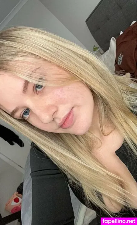 Isla Mae OnlyFans Thumbnail #TG2iFnUBTF