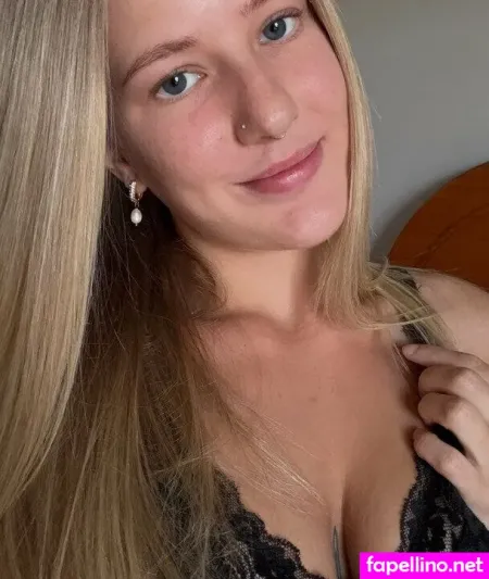 Isla Mae OnlyFans Thumbnail #TI07PC2O7z