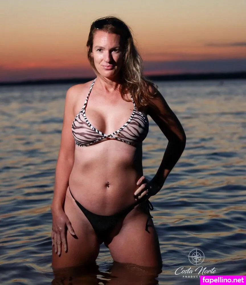 chrissysnow, island_beach_babe Nude Leaked OnlyFans Photo #XI0POBGKPM