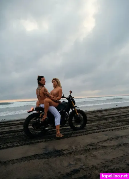 Islandbound Ontour Ouralterego OnlyFans Thumbnail #Ny7Xz0QFmT