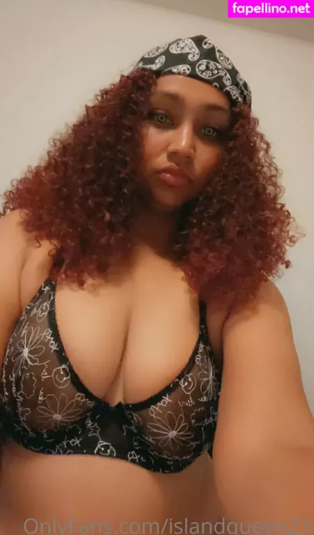 Islandqueen23 OnlyFans Thumbnail #XyQ1HGAFoB