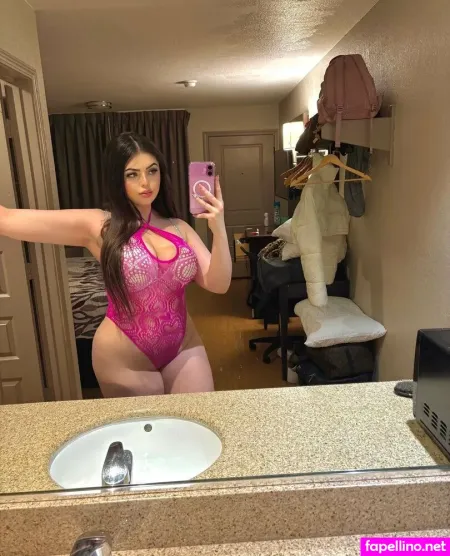 Islarae OnlyFans Thumbnail #02IVZ8aV3J