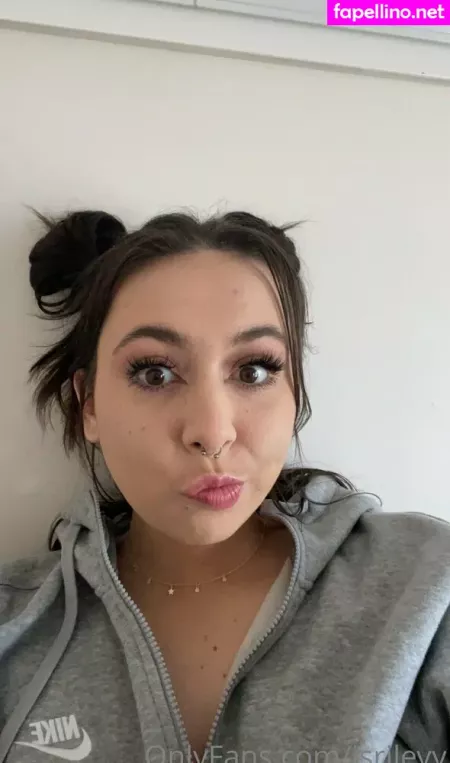 Isrileyy OnlyFans Thumbnail #T22z4ieOuu