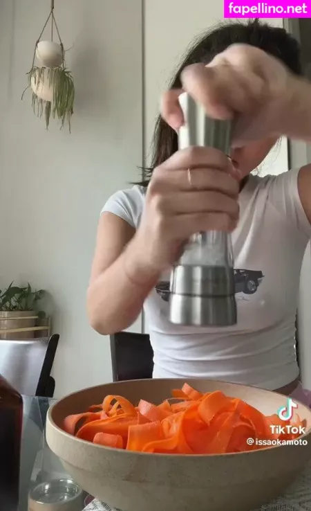 Issa Okamoto OnlyFans Thumbnail #xcMBjnwiLH