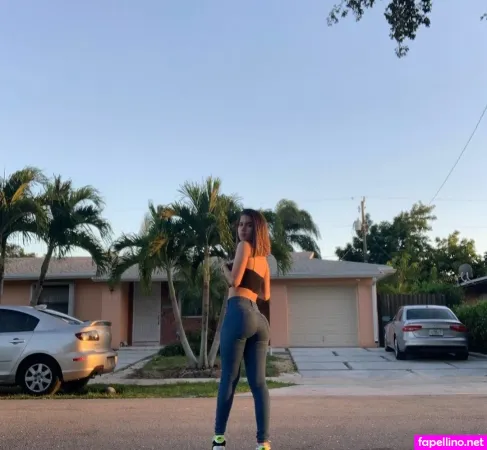 Issaa J OnlyFans Thumbnail #WY8nePLBTQ