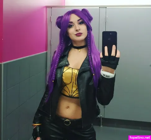 Issabelcosplay OnlyFans Thumbnail #p6QcnCg3Us