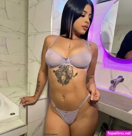 Issabelle 777 OnlyFans Thumbnail #2XtWk74GyY