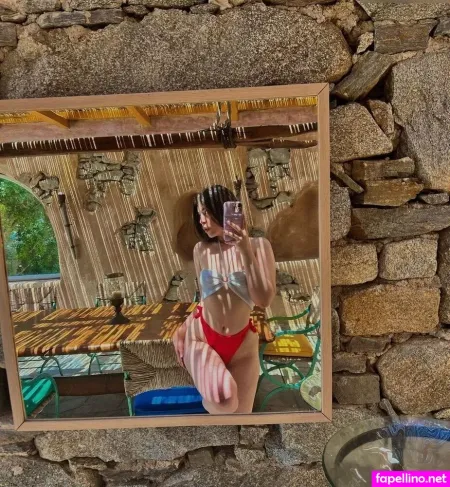 Issaclickbait 1 OnlyFans Thumbnail #XxEf2kRvlt