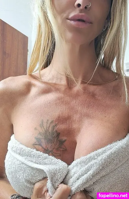 Issafree OnlyFans Thumbnail #XVjB23pibg