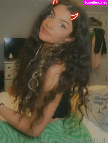 Issameg OnlyFans Thumbnail #b1GX5PnCCD