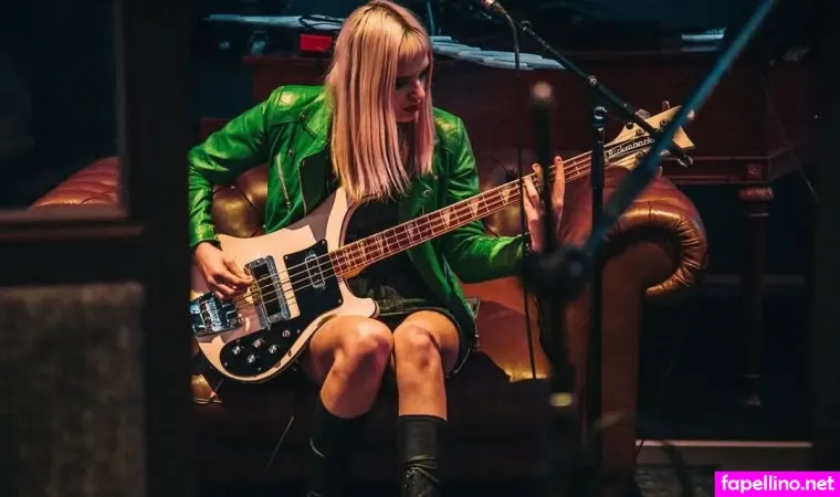 Issey Carts OnlyFans Thumbnail #LZbNG5TnFk