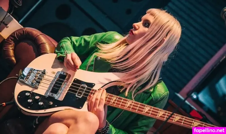 Issey Carts OnlyFans Thumbnail #uN3OGT5TB7