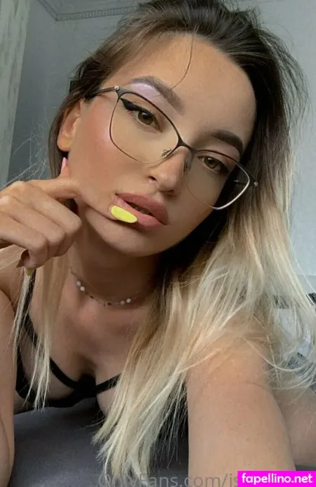 Isssabelle OnlyFans Thumbnail #I3dN3EUVt0