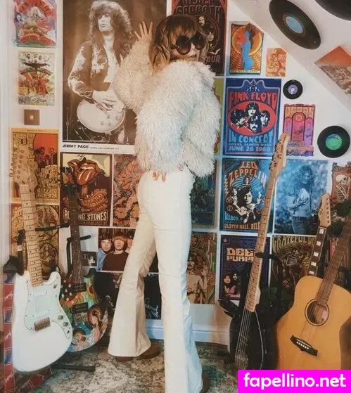 Allen_Issy, Issy_Allen, izzy_allen Nude Leaked OnlyFans Photo #MCwfu7osNr