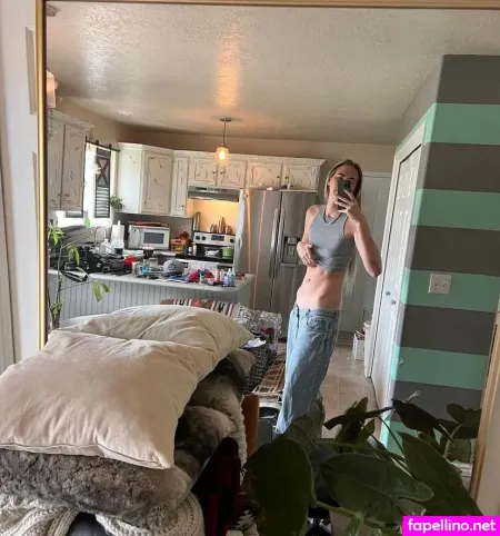 Issy Austi OnlyFans Thumbnail #wN63A6jIeZ