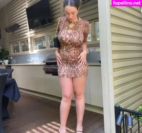 Issy Hector OnlyFans Thumbnail #yDHTLUnHto