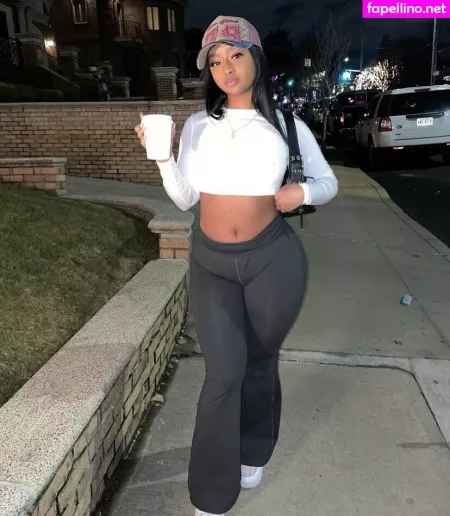 Isyglue OnlyFans Thumbnail #C5VoqeFbWu