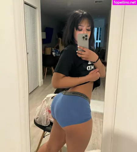 Isyglue OnlyFans Thumbnail #QiqDDBMl1f