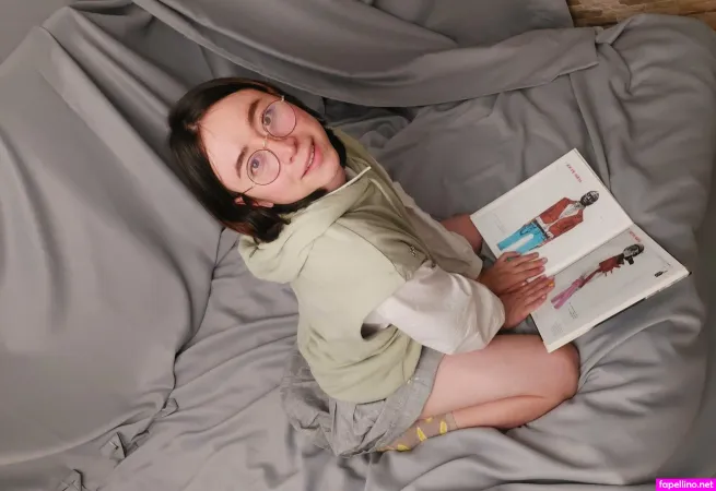 It Is Me Emily OnlyFans Thumbnail #Icybk3jjxF