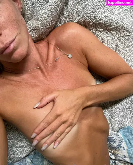 Ita96elly OnlyFans Thumbnail #CMRnk5BfNt