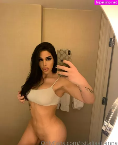 Italia Arianna OnlyFans Thumbnail #si6zkxIeNB