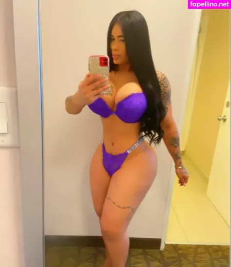 Italia Jimenez OnlyFans Thumbnail #4Yj8K1BKHr
