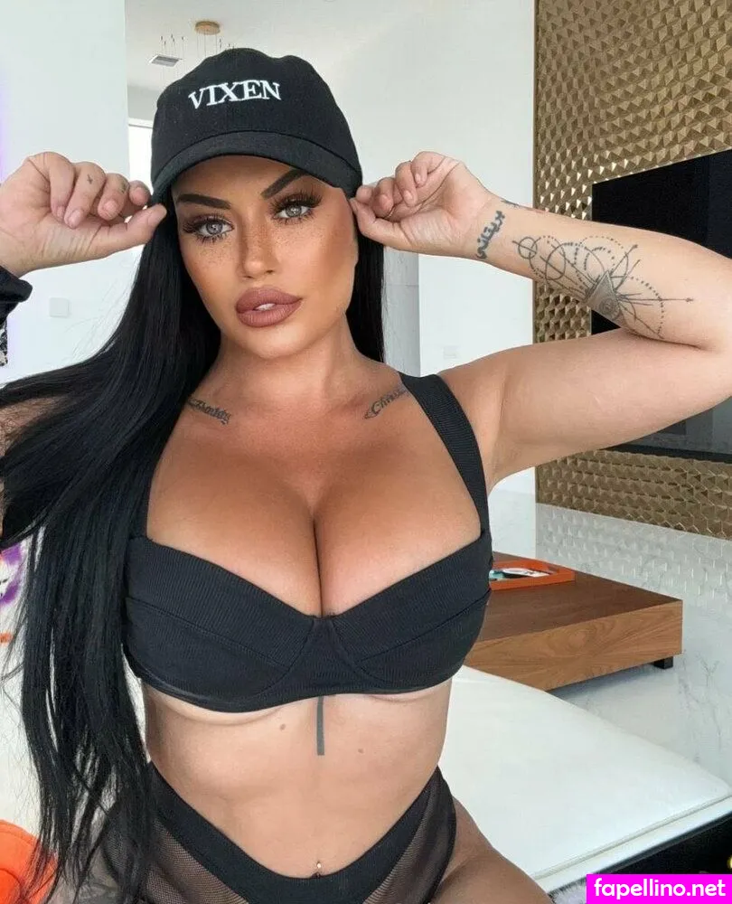 italia_kash, toochi_kash Nude Leaked OnlyFans Photo #p0JJSiCRzZ