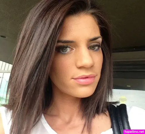 Italiangoddess96 OnlyFans Thumbnail #FII0TCbLK6